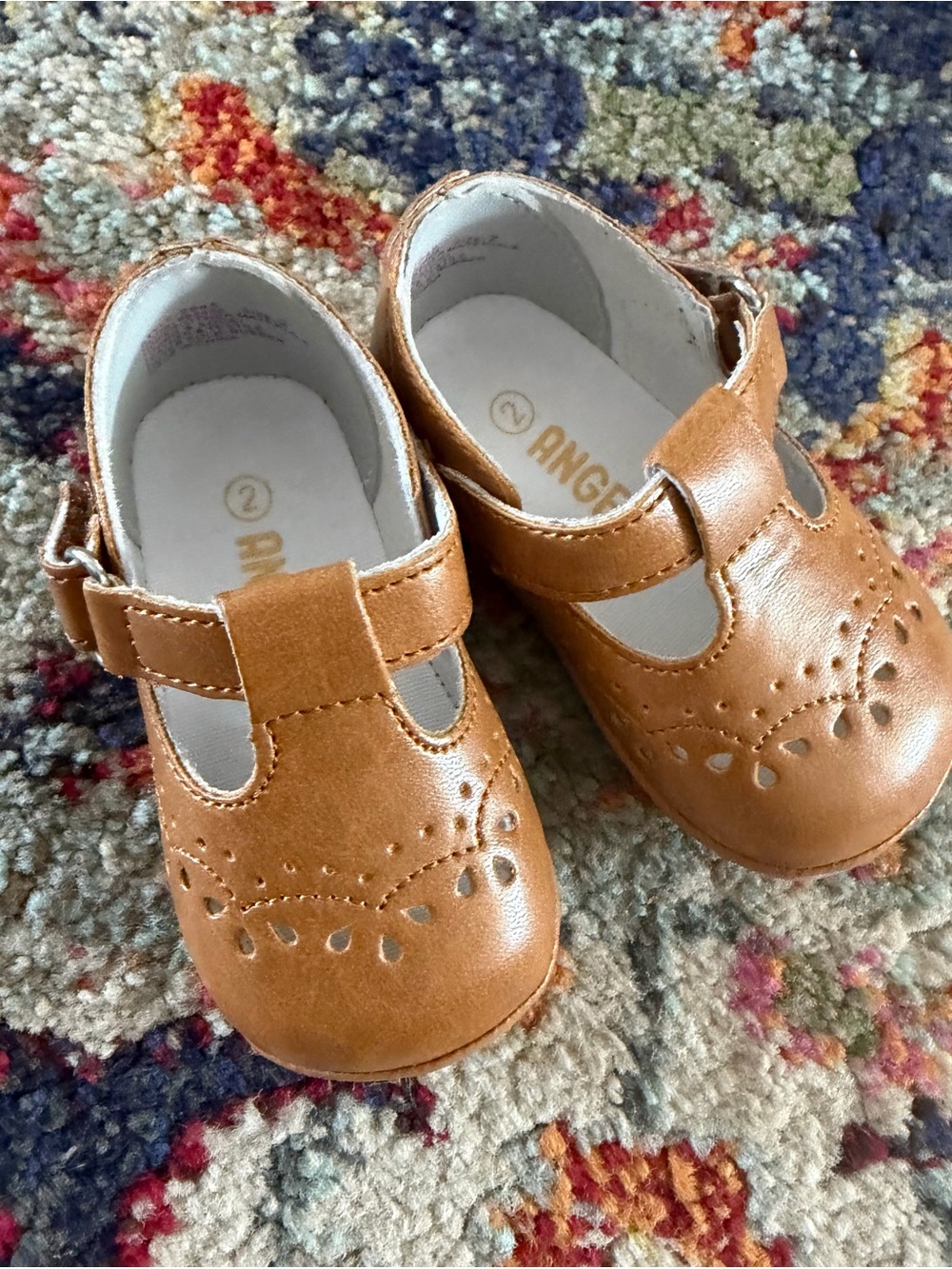 Angel Mary Janes 2 perfect condit smoke pet free home tan brown baby shoes soft